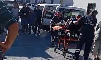 Bafra Cumhuriyet Meydanı'nda Silahlı Kavga: 1 Kişi Yaralandı