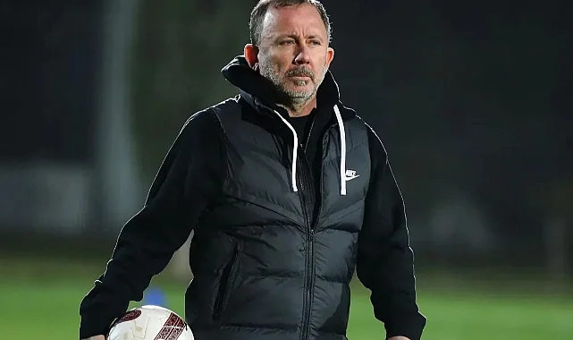 Beşiktaş'ta Flaş Ayrılık İddiası: Sergen Yalçın Gündemde