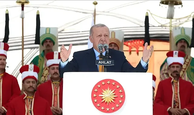 Cumhurbaşkanı Erdoğan: Tarih, Türk, Kürt ve Arap Bir Olduğunda Büyük Zaferler Yazdı