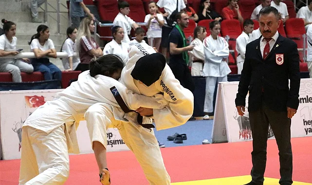 Judo'nun Kalbi Samsun'da Atacak: Uluslararası Turnuva Başlıyor