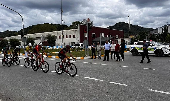 Kurtuluş Yolu Bisikletçileri Salıpazarı'nda Coşkuyla Karşılandı