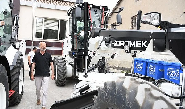 Ladik Belediyesi Araç Filosunu Güçlendiriyor