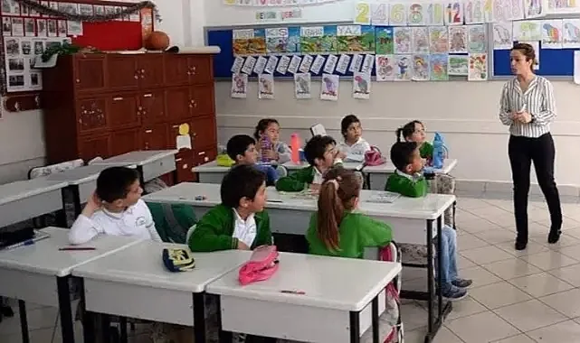Öğretmenler İçin Yeni Kılık Kıyafet Genelgesi Yayımlandı
