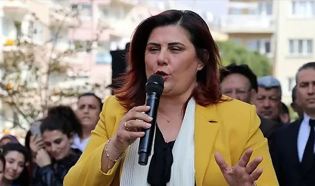 Özlem Çerçioğlu CHP'den Neden İstifa Ettiğini Açıkladı