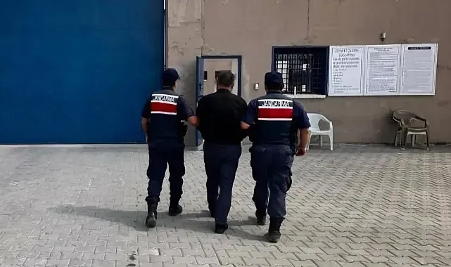Salıpazarı’nda Ruhsatsız Silah ve Kenevir Operasyonu