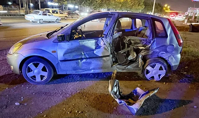 Samsun’da İki Otomobil Kafa Kafaya Çarpıştı: 2 Kişi Yaralandı