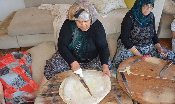 Samsun'da Kadınlardan Kışa Hazırlık: İmece Usulü Erişte ve Çorbalık