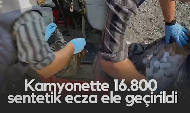 Samsun'da Kamyonette 16.800 Sentetik Ecza Ele Geçirildi