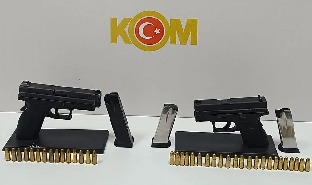 Samsun'da Ruhsatsız Silah Operasyonu: 2 Tabanca ve Çok Sayıda Fişek Ele Geçirildi
