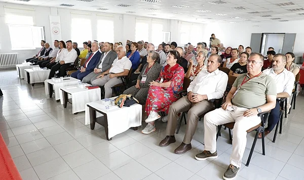 Samsun'da Yaşlılık Çalıştayı Başladı: Sorunlar ve Çözüm Önerileri Masaya Yatırıldı