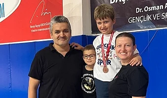 Tekkeköy'de Hem Eğlence Hem Spor: Aileler Şenliği'nde Büyük Coşku