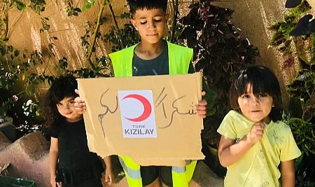 Türk Kızılay'dan Gazze Ve Batı Şeria'ya İnsani Yardım Eli