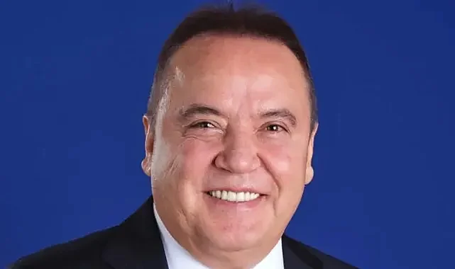 Tutuklu Başkan Muhittin Böcek Üçüncü Kitabını Kaleme Alıyor