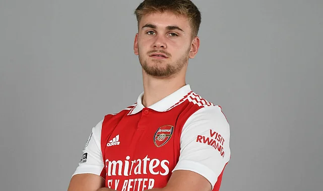 21 Yaşındaki Futbolcu Billy Vigar Maç Sırasında Beton Duvara Çarparak Hayatını Kaybetti