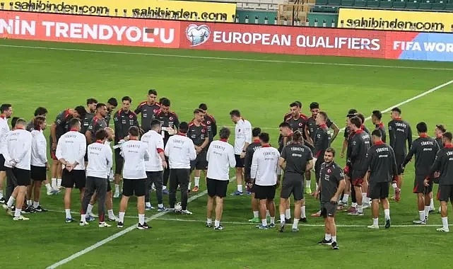 A Milli Takım, İspanya Maçı Hazırlıklarını Tamamladı