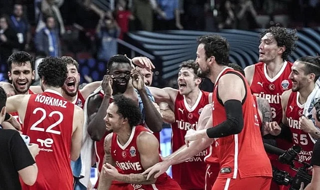 Anadolu Efes’in Yıldızı Larkin, Türk Milli Takımı’na Veda Etti