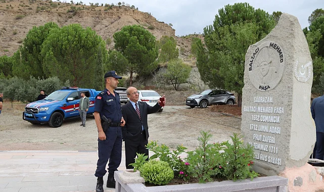 Anıt Mezara Asırlık Zeytin Ağacı Dikildi