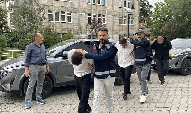 Atakum’da Eve Ateş Açtılar: 5 Şüpheli Gözaltına Alındı