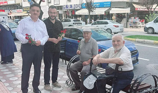 Camiler Haftası’nda Bafra’da Gül ve Hadis Kartelası Etkinliği