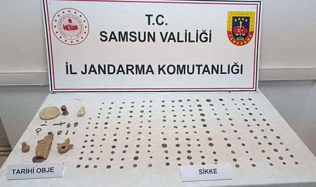 Jandarmadan Kaçakçılara Darbe! Çarşamba'da Bir Araç Dolusu Tarihi Eser Ele Geçirildi!