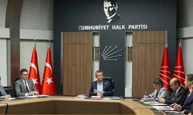CHP İstanbul Kayyum Ekibini Disipline Sevk Etti