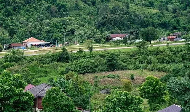 Dünyanın En Gizli Yeri Long Tieng Yıllar Geçtikçe Yok Oluyor