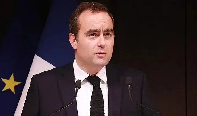 Fransa Başbakanı’na Sahte Diploma Suçlaması