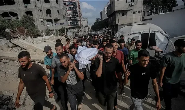 Gazze'de Kanlı Saldırı: İsrail Bombardımanında 29 Filistinli Katledildi
