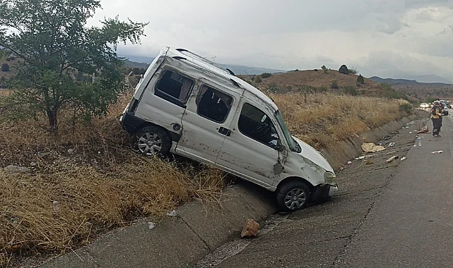 Hafif Ticari Araç Refüje Çarptı: Bir Kişi Hayatını Kaybetti
