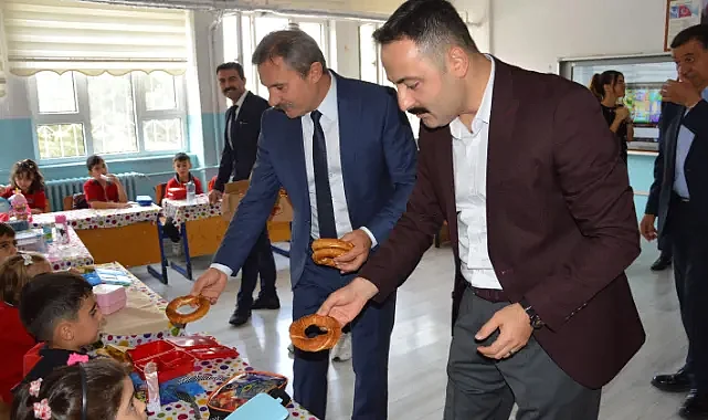 Havza’da Öğrencilere Simit ve Süt İkram Edildi