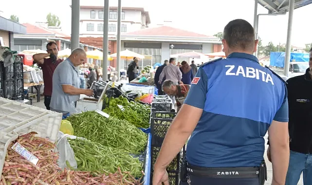 Havza’da Sebze Pazarında Fiyat Etiketi Denetimi Yapıldı
