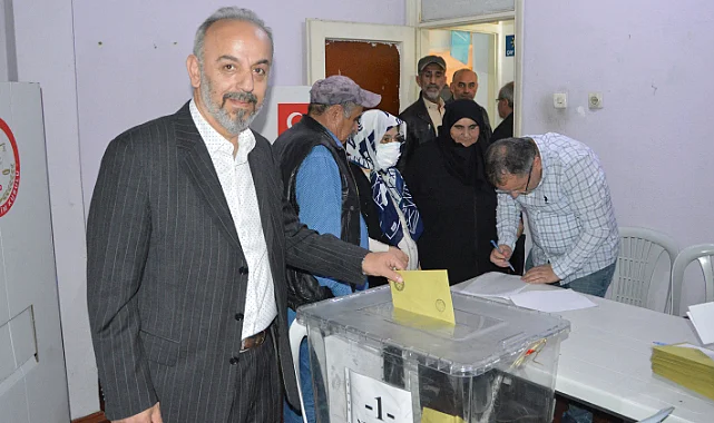 İYİ Parti Havza'da Başkan Değişmedi