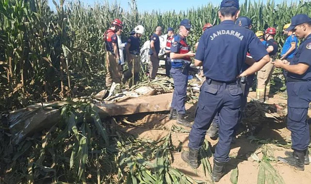 İzmir'de Eğitim Uçağı Düştü, Pilot Hayatını Kaybetti