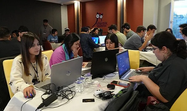 KBÜ’de Oyun Maratonu: Power-Up Game Jam 2025 Tamamlandı
