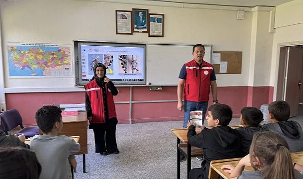 Salıpazarı’nda Öğrenciler Kahverengi Kokarca ile Mücadeleye Başladı