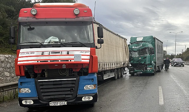 Samsun-Ankara Karayolunda 3 Ayrı Kaza Trafiği Felç Etti