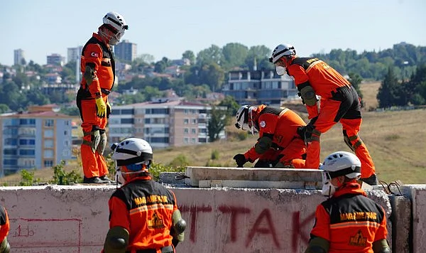 Samsun'da Gerçeği Aratmayan AFAD Tatbikatı