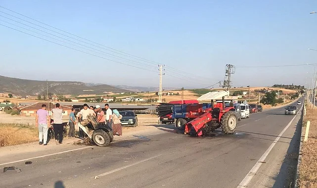 Samsun’da Kamyonet ile Traktör Çarpıştı: 4 Yaralı