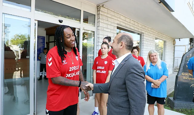 Samsun İl Müdürü Dereci Sporcuları Ağırladı