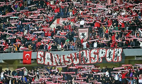 Samsunspor'un Varşova Deplasmanı: Uçak Bileti, Maç ve Şehir Rehberi