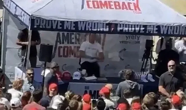 Trump Destekçisi Charlie Kirk Üniversitede Silahlı Saldırıya Uğradı