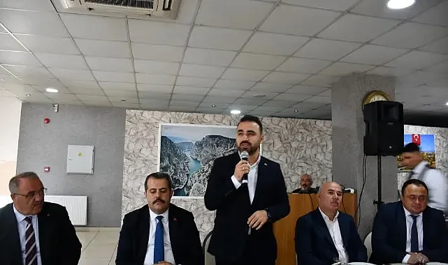 Vezirköprü’de Protokol ve Öğrenciler Kahvaltıda Buluştu