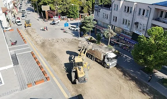 Vezirköprü'de Yol Yenileme ve Asfalt Çalışmaları Başladı