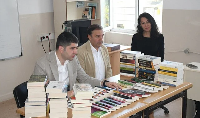Samsun Alaçam'da Okuma Seferberliği: 10 Bin Kitap Öğrencilere Ulaştırıldı