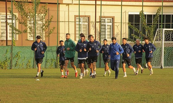 BAL 4. Grup Zirve Maçı: Çarşambaspor-Çankırı FK Karşılaşmasında Lider Kim Olacak?