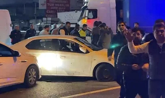 Balıkesir'de Dehşet: 3 kişiyi öldüren cezaevi firarisinin uzman çavuşu vurma anı görüntülendi
