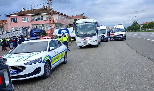 Çarşamba’da Otobüs Tümsekten Hızlı Geçti: 4 Kişi Yaralandı