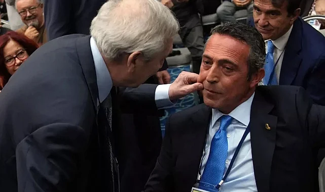 Divan Kurulu'nda Şok Görüntü! Aziz Yıldırım'dan Ali Koç'un Yanağına Makas!