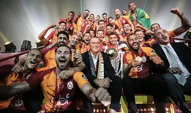 Galatasaray İle 8 Kupa Kazanan Futbolcu Kulüpsüz Kaldı