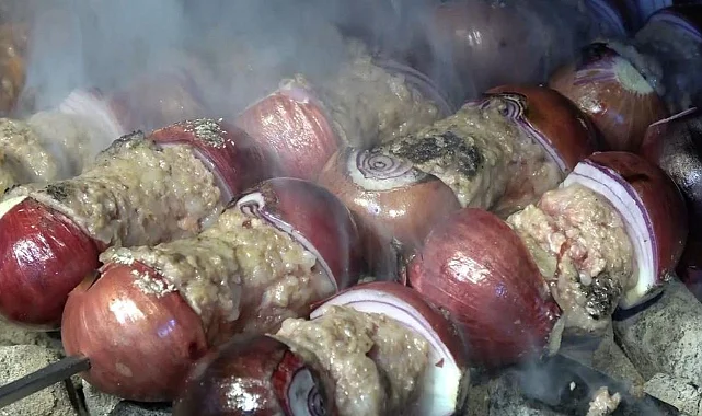 Gribal Hastalıklara Karşı İlaç: Soğan Kebabı Nasıl Yapılır?